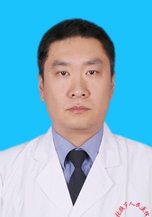 消化内科副主任医师 潘晓东