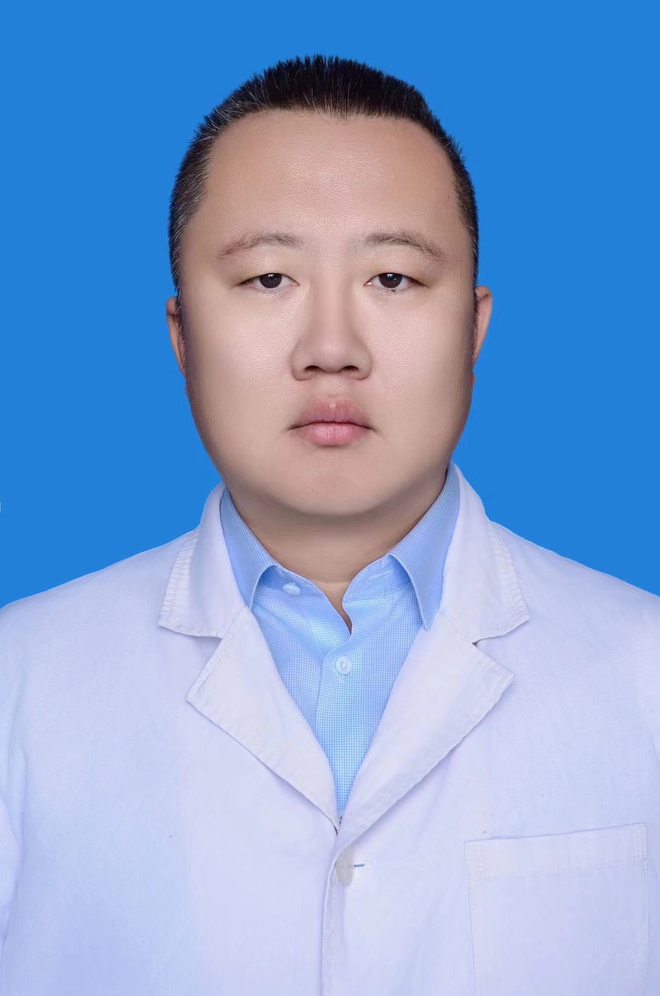 主治医师 杨冬