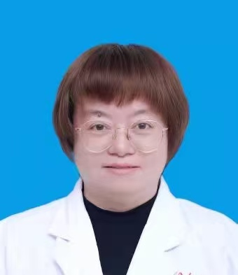 副主任检验师 何丽萍