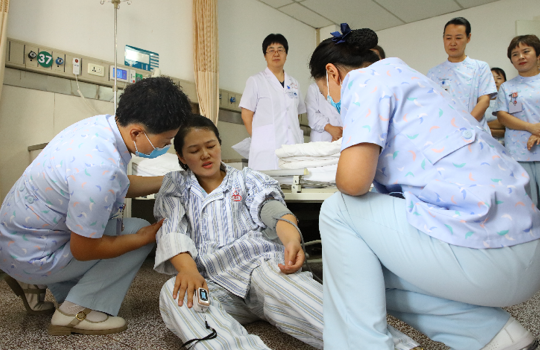 『护理安全』“护理安全月”系列活动 | 以练筑防护安全 实战赋能保健康