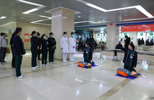 救在身边 守护生命 | 我院急诊医学科举办120急救日公益科普活动
