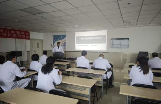 多学科联合护航，为复杂肿瘤患者点亮生命之光——我院肿瘤外科成功组织一例高风险甲状腺癌患者MDT讨论